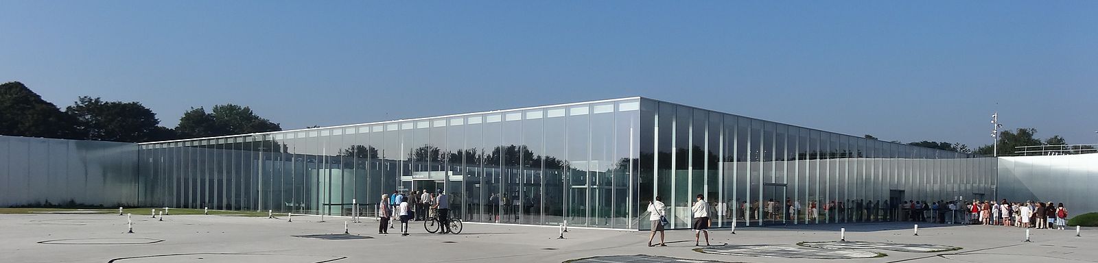 Le Musée du Louvre-Lens, un lieu d'exposition aux besoins complexes